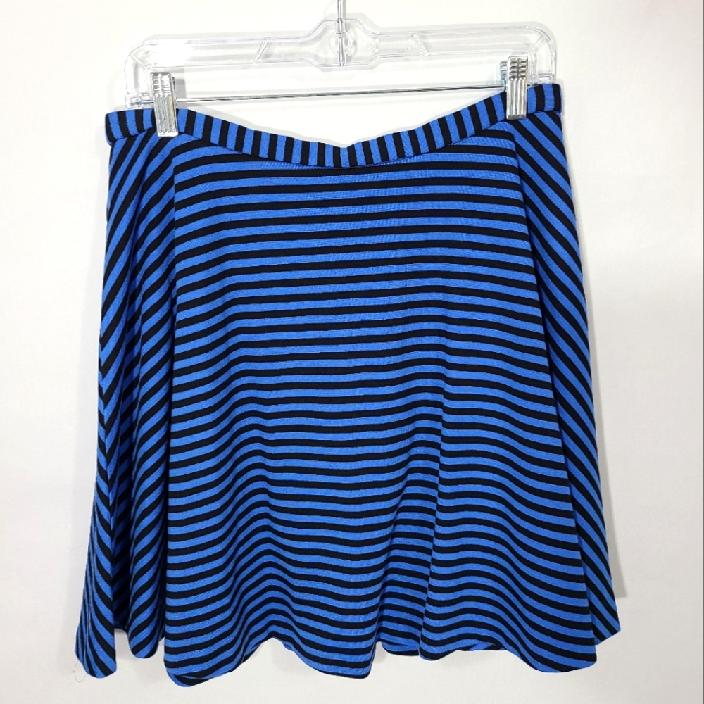 New York and Company Women's Mini Skirt Size Large L Black Blue Striped Office